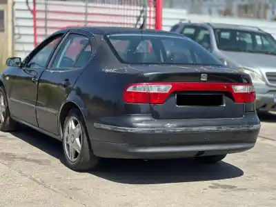 Здавання транспортного засобу seat toledo ii (1m2) 2.3 v5 20v року 2001 потужний aqn