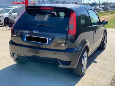 Veículo de Sucata ford fiesta (cbk) sport do ano 2005 alimentado hhja