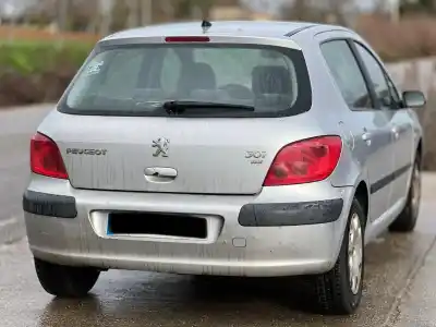 Veicolo di demolizione peugeot 307 (s1) xt dell'anno 2002 alimentato rhydw10td