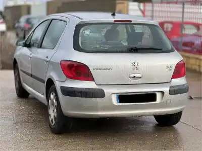 Veicolo di demolizione peugeot 307 (s1) xt dell'anno 2002 alimentato rhydw10td