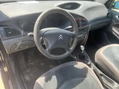 Veículo de Sucata citroen c5 berlina 2.2 hdi vivace do ano 2001 alimentado 4hxdw12ted4fap