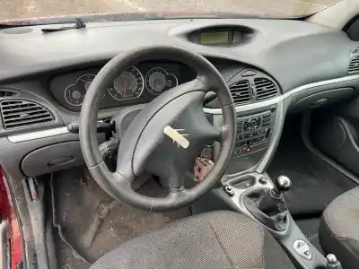 Veículo de Sucata citroen c5 berlina vtr (e) do ano 2005 alimentado rhr