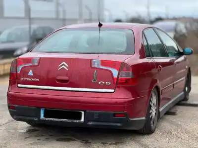 Veículo de Sucata citroen c5 berlina vtr (e) do ano 2005 alimentado rhr