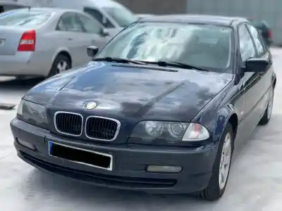 Veículo de Sucata bmw serie 3 berlina (e46) 320d do ano 2001 alimentado m47204d1