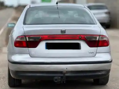 Здавання транспортного засобу seat toledo (1m2) signo року 2000 потужний asv