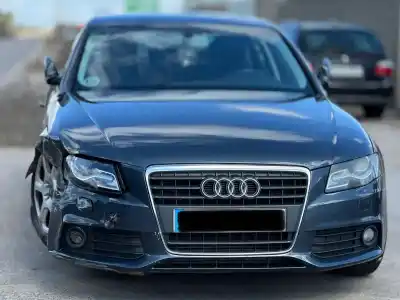 Scrapping Vehicle audi a4 b8 (8k2) 2.0 tdi of the year 2010 powered cagb