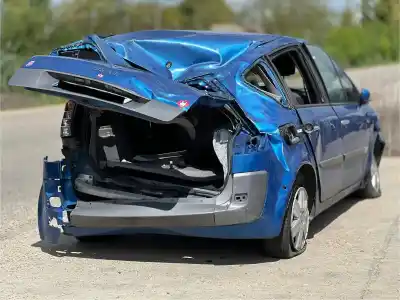 Здавання транспортного засобу renault scenic ii confort dynamique року 2004 потужний f9qd8