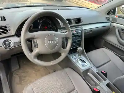 Veículo de Sucata audi a4 berlina (8e) 2.4 v6 30v cat (bdv) do ano 2003 alimentado bdv