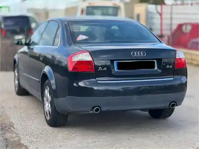 Veículo de Sucata audi a4 berlina (8e) 2.4 v6 30v cat (bdv) do ano 2003 alimentado bdv