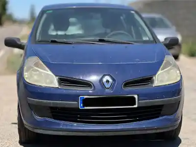 Scrapping Vehicle renault clio iii pack authentique of the year 2008 powered k9km7