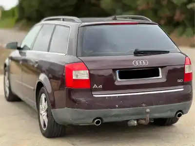 Veicolo di demolizione AUDI A4 B6 AVANT (8E5)  dell'anno 2002 alimentato ASN