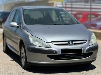 Verschrottungsfahrzeug PEUGEOT 307 (S1)  des Jahres 2004 angetrieben RHYDW10TD