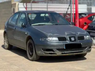 Scrapping Vehicle seat leon (1m1) 1.9 tdi of the year 2000 powered ahf