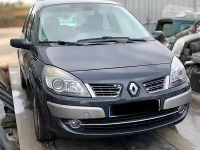 Scrapping Vehicle renault scenic ii authentique of the year 2009 powered k4m9766
