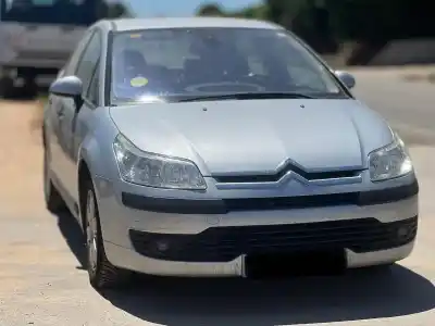 Véhicule à la ferraille CITROEN C4 BERLINA  de l'année 2008 alimenté 9HX