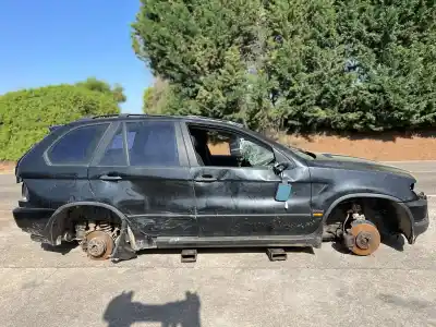 Veículo de Sucata bmw x5 (e53) 3.0d do ano 2003 alimentado 306d1
