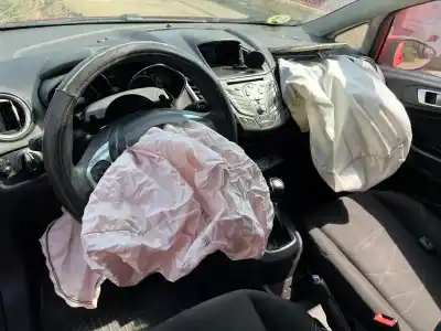 Vehicul casat ford fiesta vi (cb1, ccn) 1.5 tdci al anului 2015 alimentat ugjc