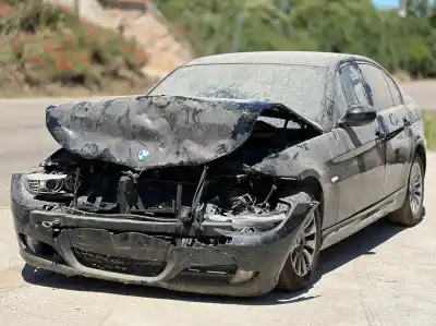 Veículo de Sucata bmw serie 3 berlina (e90) 320d do ano 2009 alimentado n47d20c
