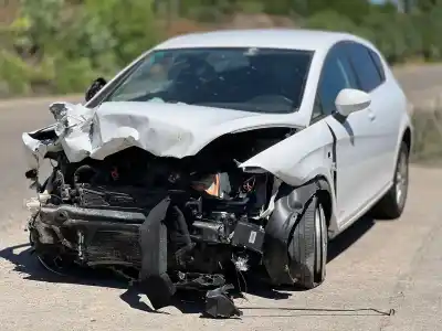 Veículo de Sucata seat leon (1p1) reference do ano 2011 alimentado cayc