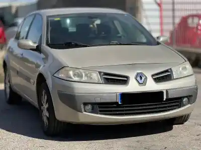 Veículo de Sucata renault megane ii classic berlina luxe dynamique do ano 2006 alimentado k4md812