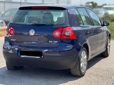 Veículo de Sucata volkswagen golf v berlina (1k1) trendline do ano 2004 alimentado bkd