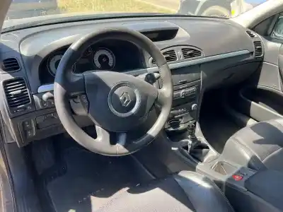 Scrapping Vehicle renault laguna ii (bg0) authentique 120 cv / 88 kw of the year 2005 powered f9qd6