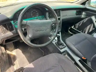 Здавання транспортного засобу audi 80 (08.1991->) avant 2.6 básico berlina року 1994 потужний abc