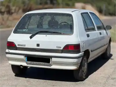 Здавання транспортного засобу renault clio i fase i+ii (b/c57) 1.4 року 1995 потужний e7j