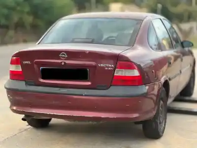 Sloopvoertuig opel vectra b berlina básico (1999->) van het jaar 1997 aangedreven x20dtl