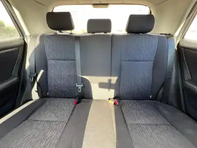 Scrapping Vehicle toyota corolla (e12) 2.0 d-4d luna berlina of the year 2004 powered 1cdftv