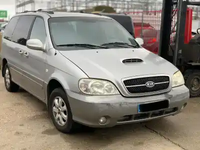 Sloopvoertuig kia carnival ii (gq) 2.9 crdi van het jaar 2004 aangedreven j3
