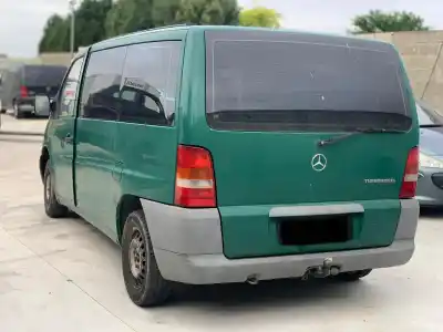 Sloopvoertuig mercedes-benz vito (w638) combi 112 cdi (638.194) 122 cv / 90 kw van het jaar 2000 aangedreven 