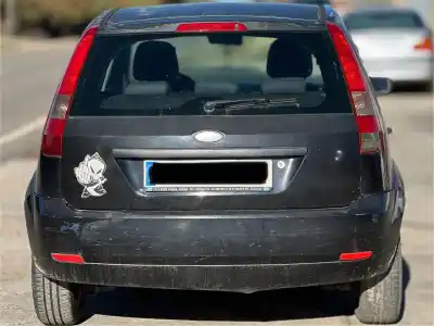 Vehicul casat ford fiesta (cbk) trend al anului 2004 alimentat fxjb