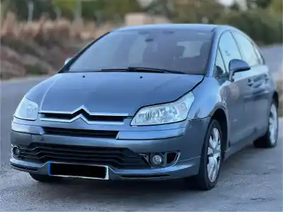 Vehicul casat CITROEN C4 BERLINA  al anului 2004 alimentat 9HYDV6TED4