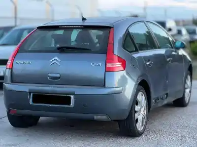 Vehicul casat citroen c4 berlina vtr plus al anului 2004 alimentat 9hydv6ted4