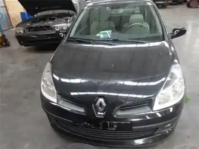 Veículo de Sucata RENAULT                                            CLIO III                                                                                                                                                                                                                                                   1.4 16V                                                                                                                                                                                                                                                    do ano 2006 alimentado G/ K4J G7