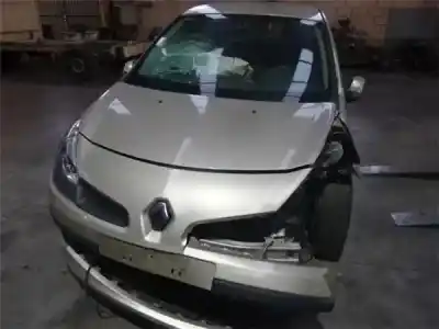 Veículo de Sucata RENAULT                                            CLIO III                                                                                                                                                                                                                                                   1.2 16V                                                                                                                                                                                                                                                    do ano 2007 alimentado G-D4F D7