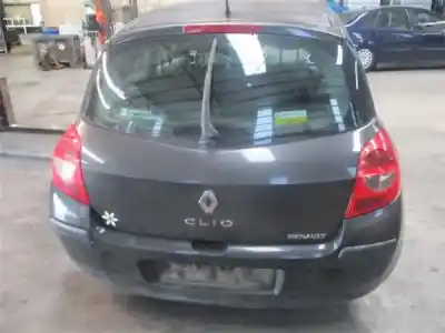 Scrapping Vehicle renault clio iii (br0/1, cr0/1) 1.5 dci (c/br0g c/br1g) of the year 2005 powered d/ k9k m7