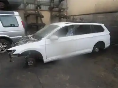 Hurda Aracı volkswagen passat berlina (3c2) 2.0 tdi yılın 2015 güçlü crl