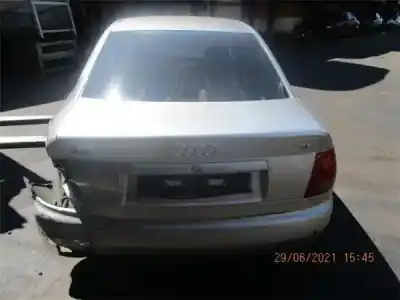Veículo de Sucata AUDI A4 BERLINA (B5) 1.8 do ano 1996 alimentado ADR