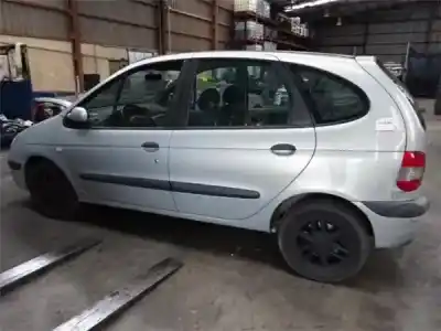 Scrapping Vehicle renault                                            scenic (ja..)                                                                                                                                                                                                                                              1.9 dci authentique of the year 2001 powered d/f9q k7