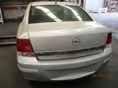 Здавання транспортного засобу OPEL ASTRA H SEDÁN (A04) 1.7 CDTI (L69) року 2009 потужний Z 17 DTH