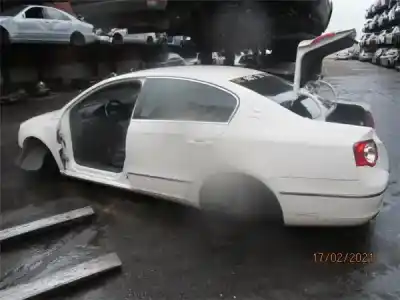 Здавання транспортного засобу volkswagen passat berlina (3c2) 2.0 tdi року 2010 потужний cba