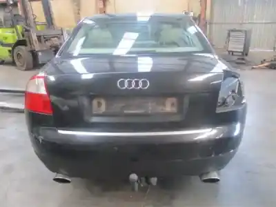 Sloopvoertuig audi a4 berlina (8e) 2.5 tdi (114kw) van het jaar 2005 aangedreven aym