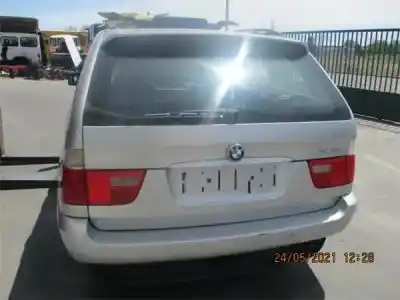 Veículo de Sucata BMW X5 (E53) 4.4i Automático do ano 2001 alimentado 44-8S 2 G