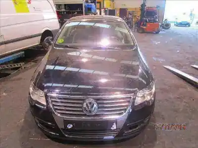 Veículo de Sucata volkswagen passat berlina (3c2) 2.0 tdi do ano 2010 alimentado cba