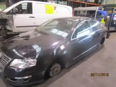 Veículo de Sucata volkswagen passat berlina (3c2) 2.0 tdi do ano 2010 alimentado cba