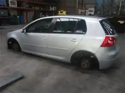 Vehicul casat volkswagen golf v (1k1) 1.4 tsi al anului 2017 alimentat blg