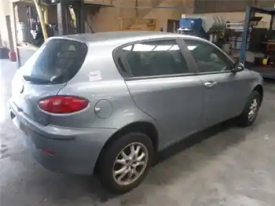 Veículo de Sucata alfa romeo alfa 147 (190) 1.9 jtd impression do ano 2004 alimentado 182 b9.000
