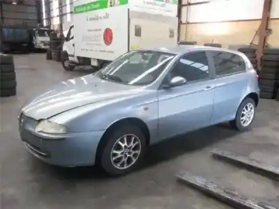 Veículo de Sucata alfa romeo alfa 147 (190) 1.9 jtd impression do ano 2004 alimentado 182 b9.000